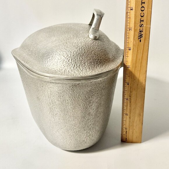 Vintage Silver Seal Heart Shaped Triangle Pot - Picture 6 of 10